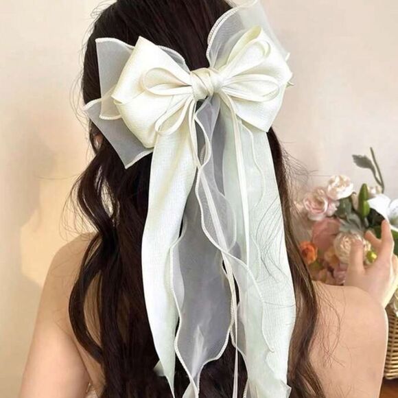 XMAS SALE Handmade Elegant Beige Bow Hair Clip - Picture 1 of 6